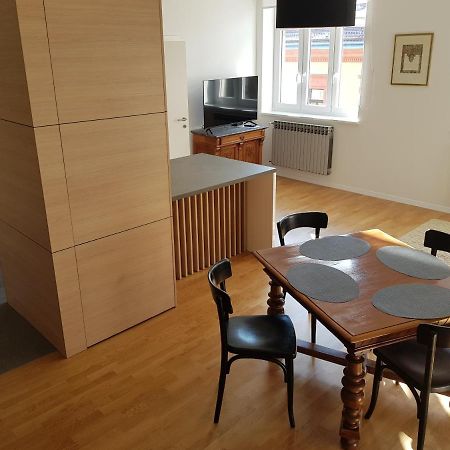 Apartmani Seven App Загреб Екстериор снимка