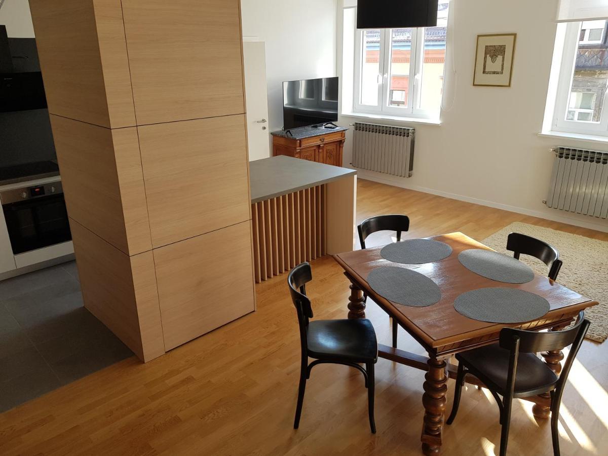 Apartmani Seven App Загреб Екстериор снимка