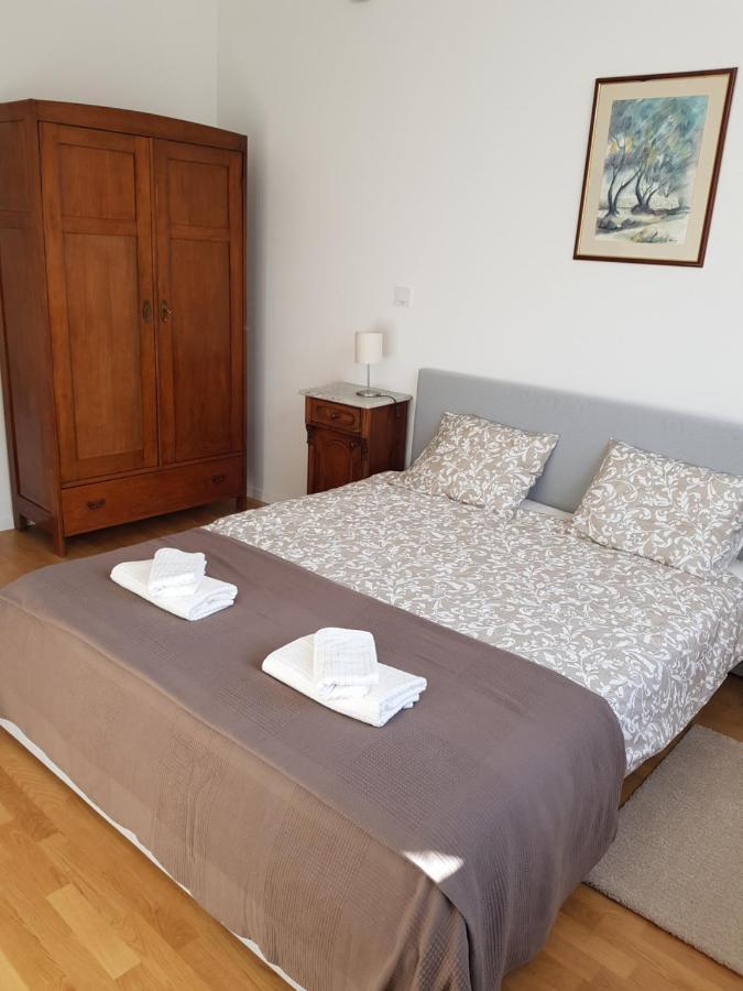 Apartmani Seven App Загреб Екстериор снимка