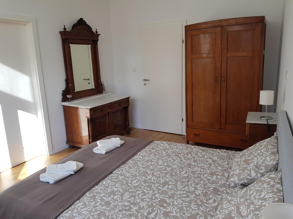 Apartmani Seven App Загреб Екстериор снимка